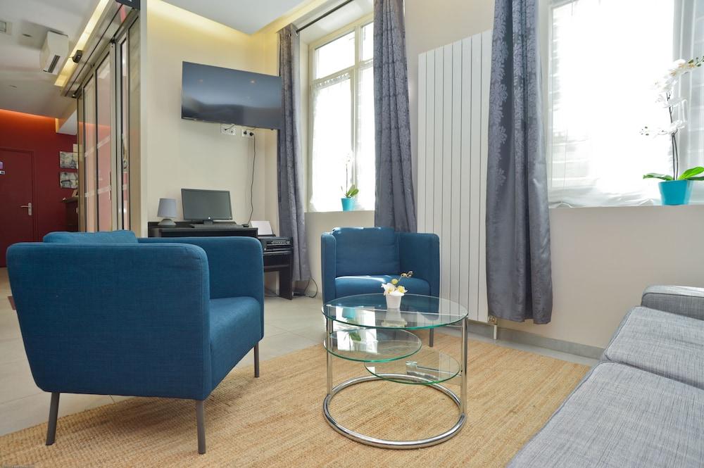 Hotel Du Quai De Seine Paris Bagian luar foto